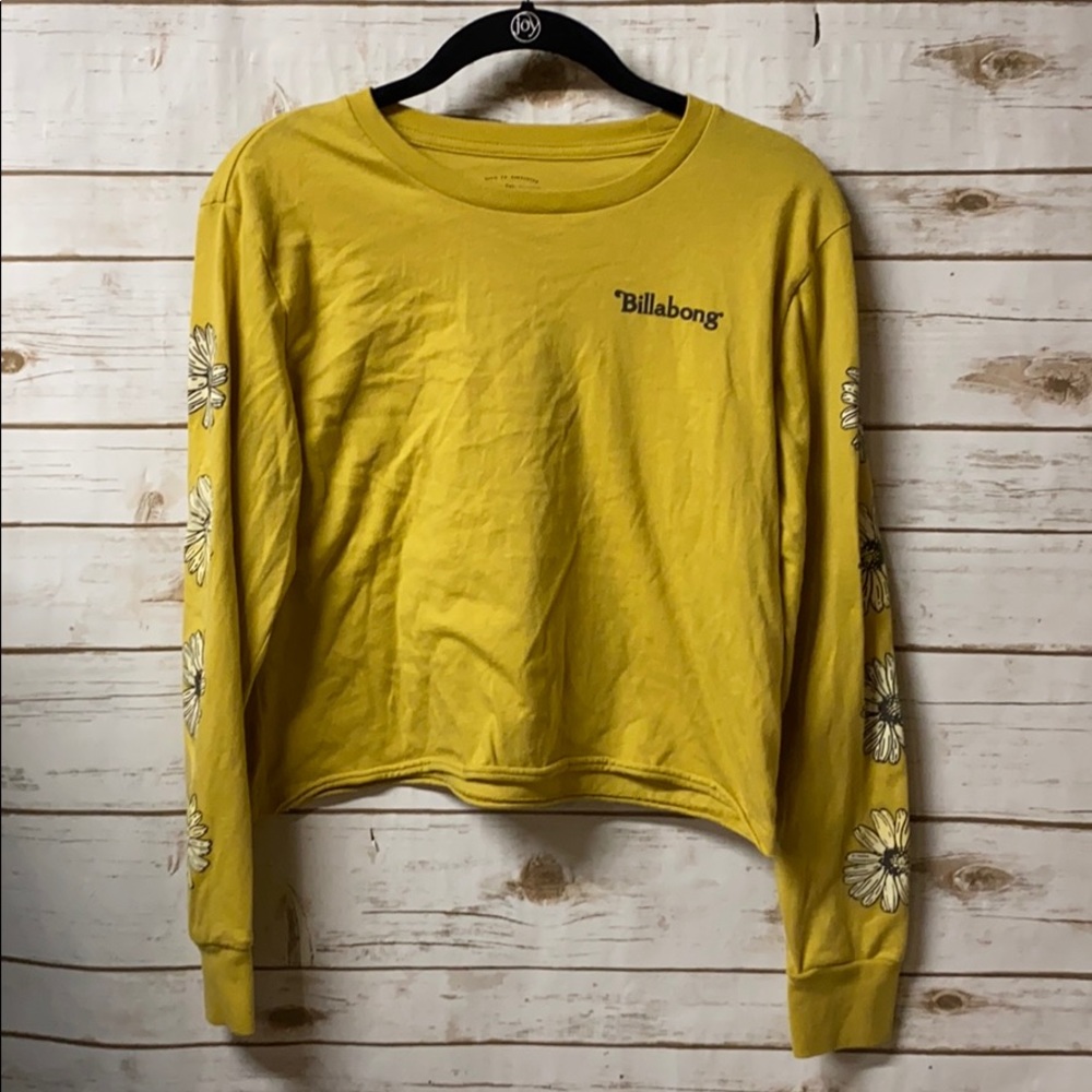 S women’s yellow billabong cropped long sleeve